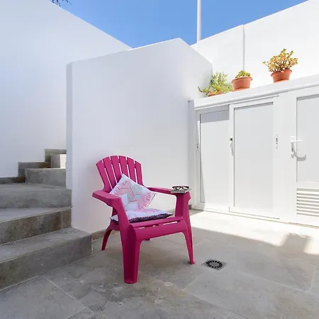 Purple Volcano- Pool, Gym And Activities In Sport Center Fariones Included Vakantiehuis *