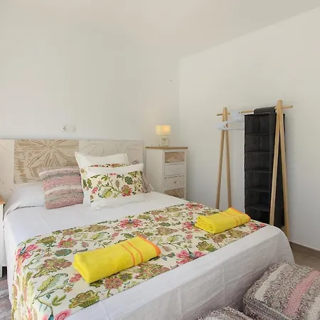 Vakantiehuis Purple Volcano- Pool, Gym And Activities In Sport Center Fariones Included